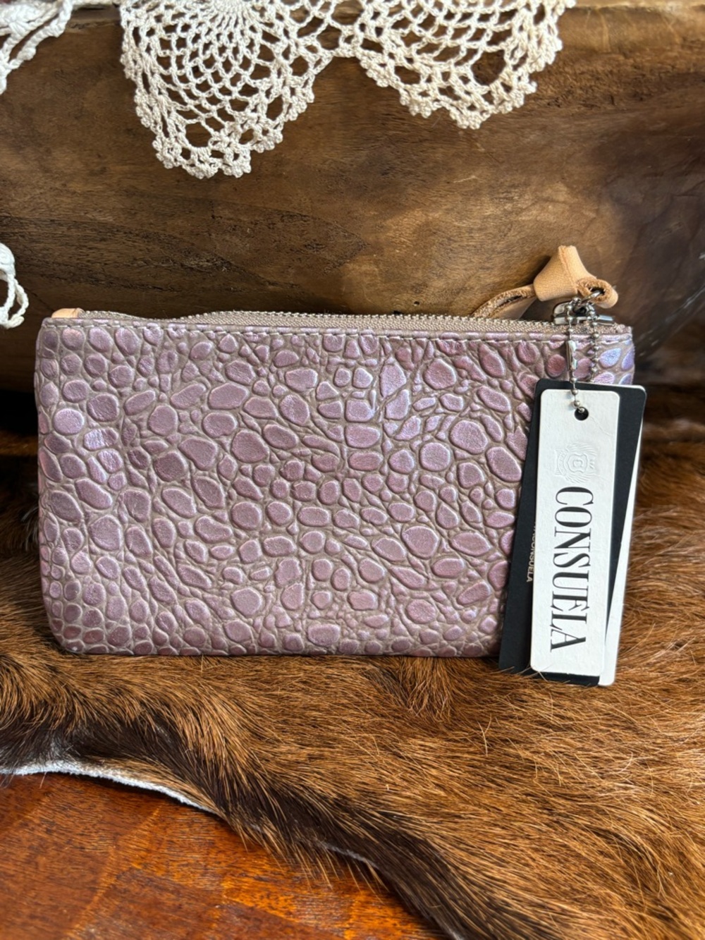 Consuela NWT LuLu Slim Wallet in metallic lilac pebbled leather - Picture 5 of 8